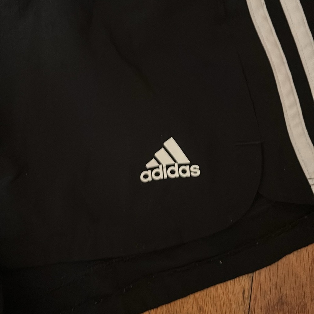 Adidas Aeroready - Picture 5 of 9